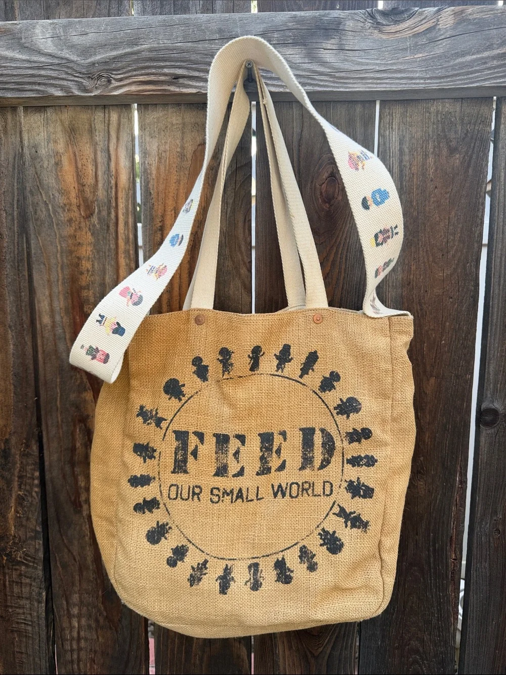 FEED Burlap Large Tote Bag with crossbody strap.❤️RARE